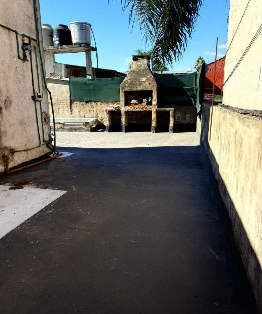 Departamento en alquiler, planta alta, entrada por escalera independiente 4