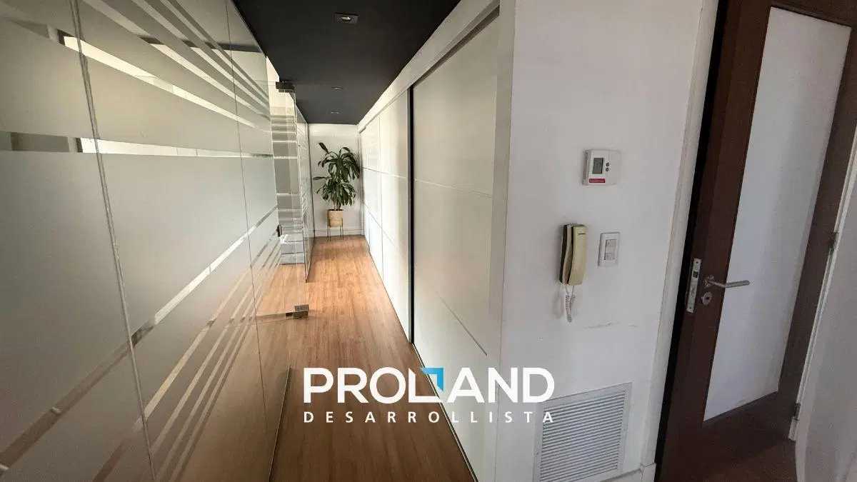 SE ALQUILA OFICINA EN LAVALLEJA 785 — PISO 5° A, CÓRDOBA CAPITAL 2