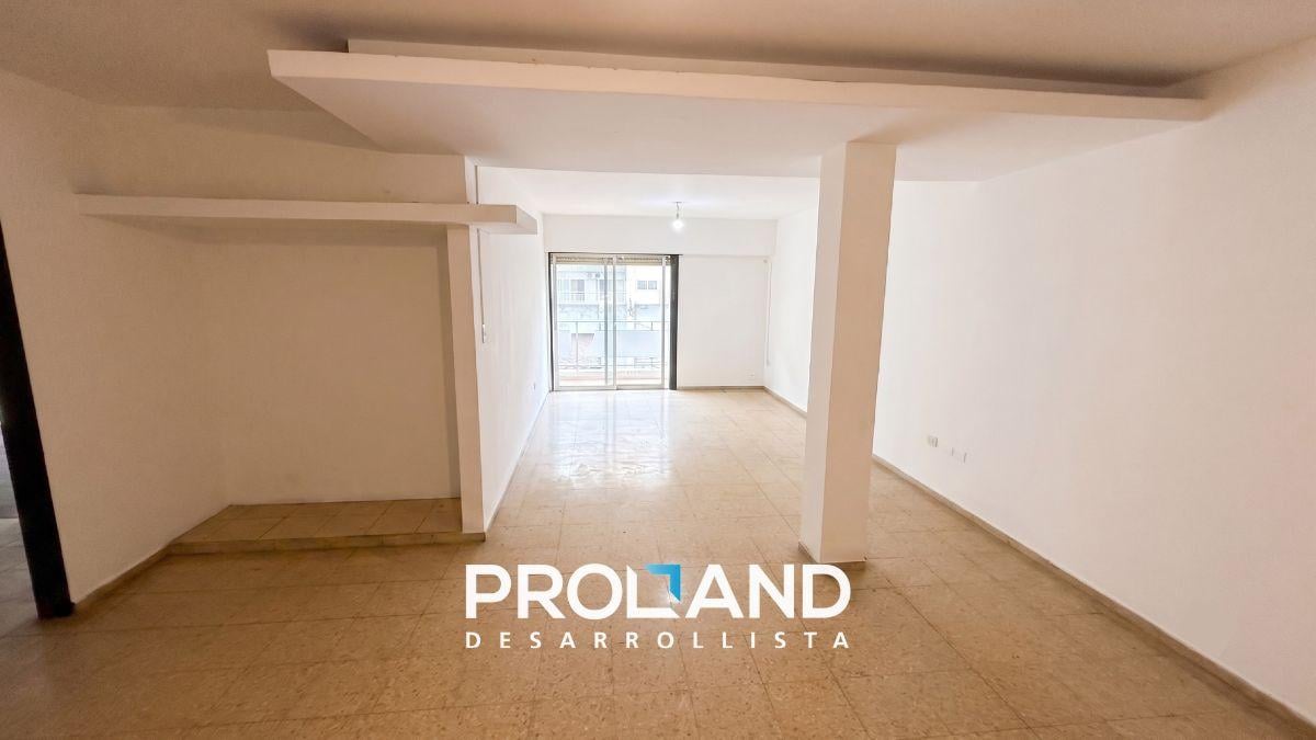 Foto de DEPARTAMENTO EN ALQUILER – 3 DORM. + ESTUDIO EN CENTRO DE CÓRDOBA, imagen 1