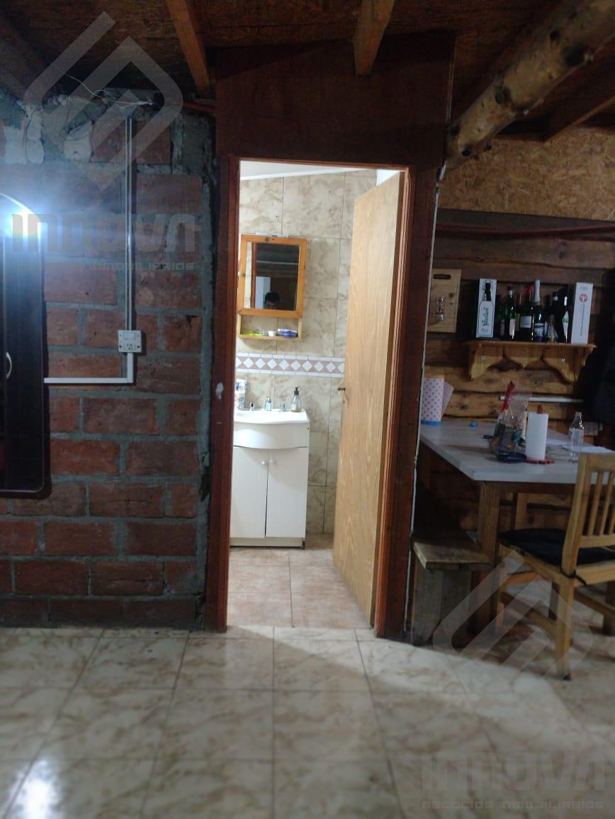 Vendo Casa y Terreno de 1.000 m² en Bariloche (Barrio Frutillar) 1