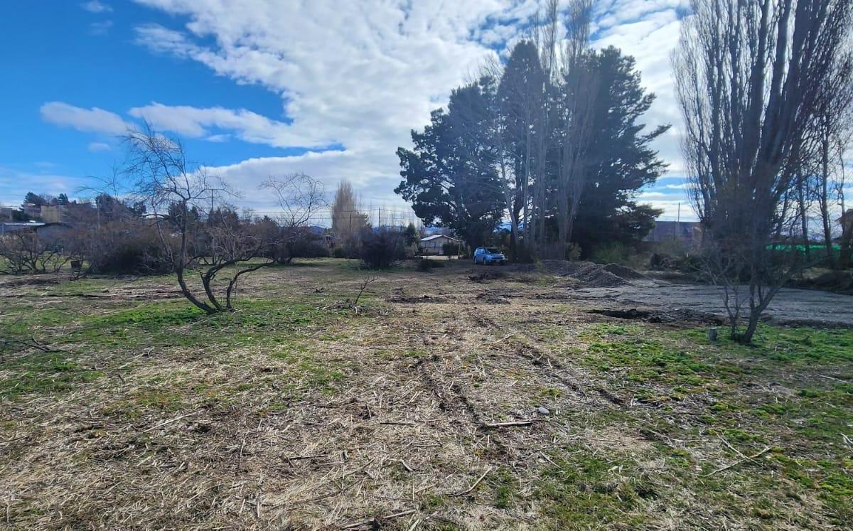 Terreno en Dina Huapi con Posesión y Escritura Inmediata 3