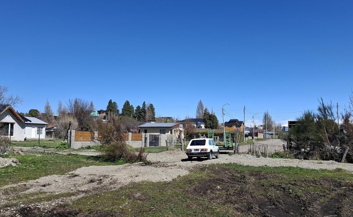 Terreno en Dina Huapi Lote N 07, Sobre Calle Cerro Villegas Posesión y Escritura Inmediata 2
