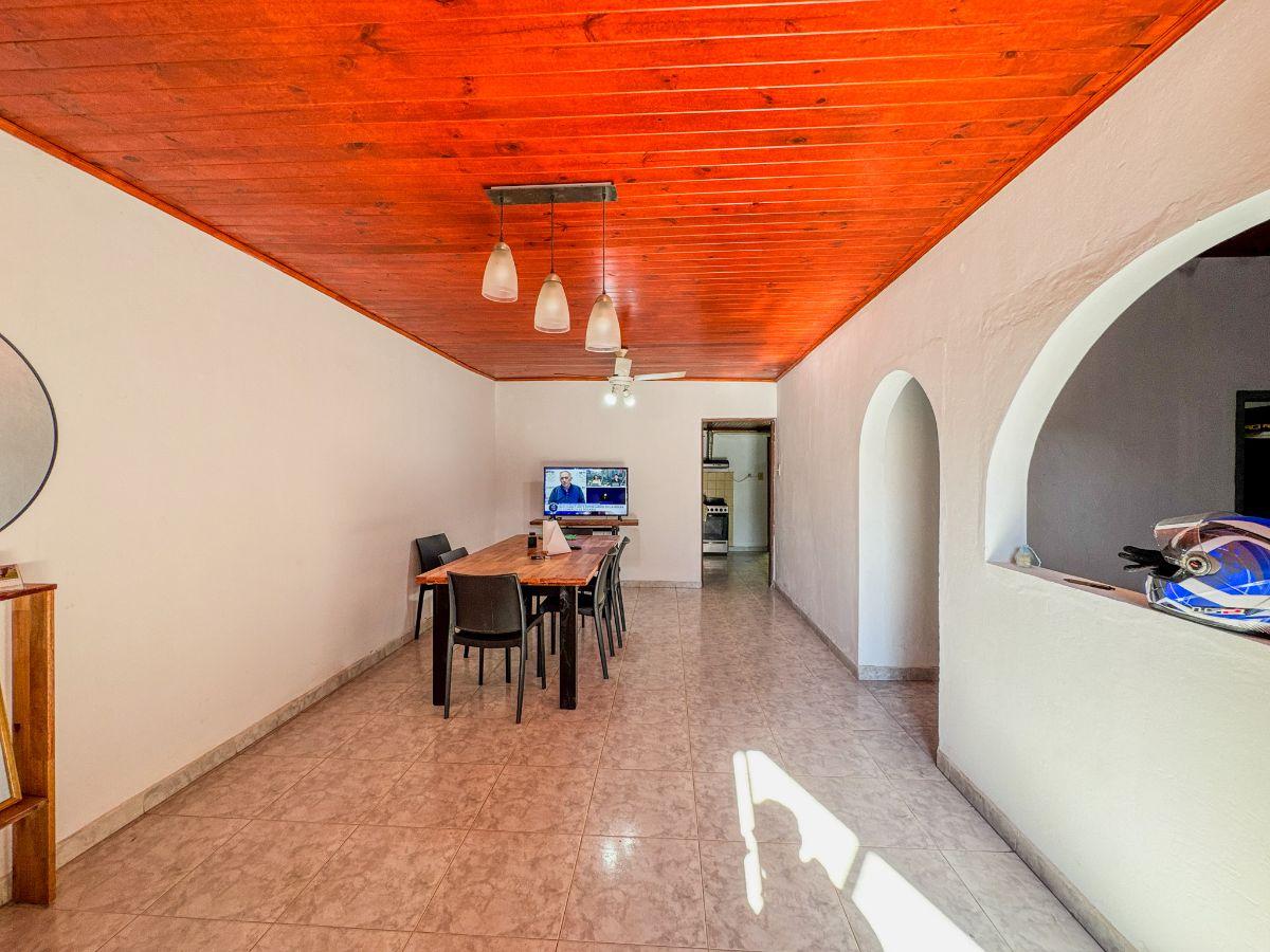 Foto de Casa 3 dormitorios con pileta y quincho, terreno de 500 m², imagen 4