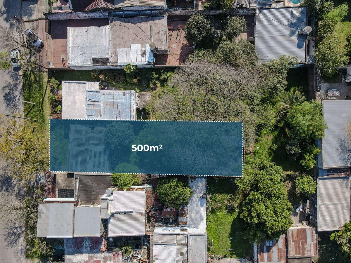 Foto de Terreno de 500 m² a 10 cuadras de la UNNE — apto edificio en altura, imagen 1