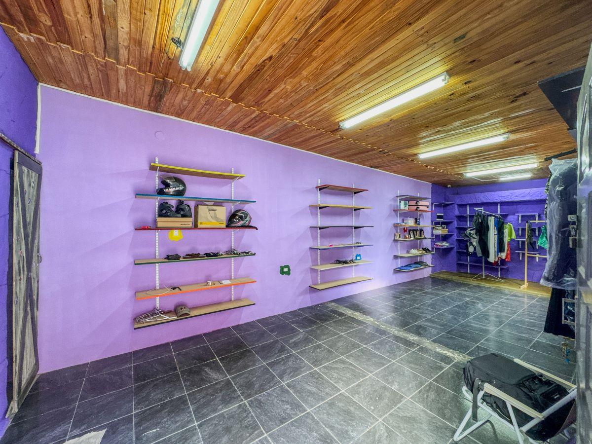Foto de Casa con local y depósito en terreno de 400 m² — a 50 m de Av, imagen 5