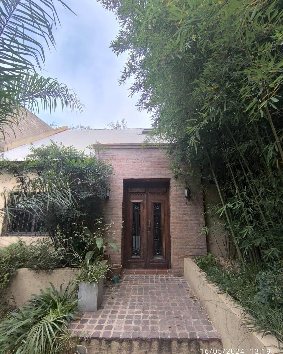 Casa en Venta Arguello Cuatro Dorm. 3