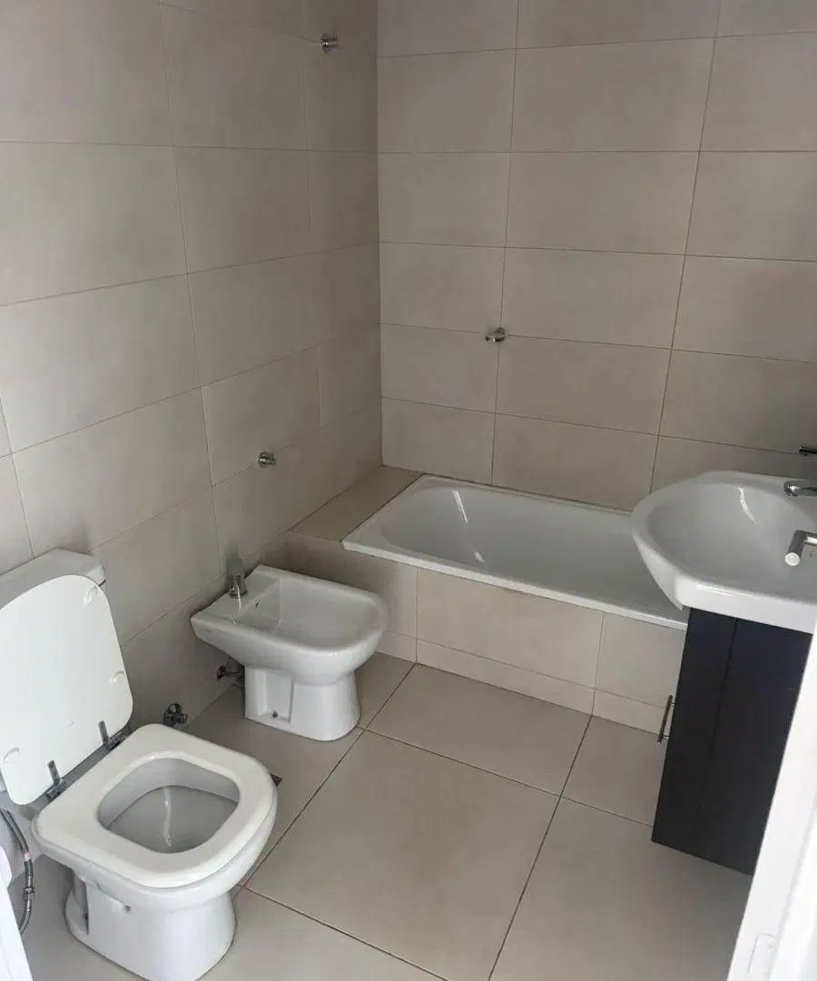 ALQUILA, Departamento 1 dormitorio con cochera 8