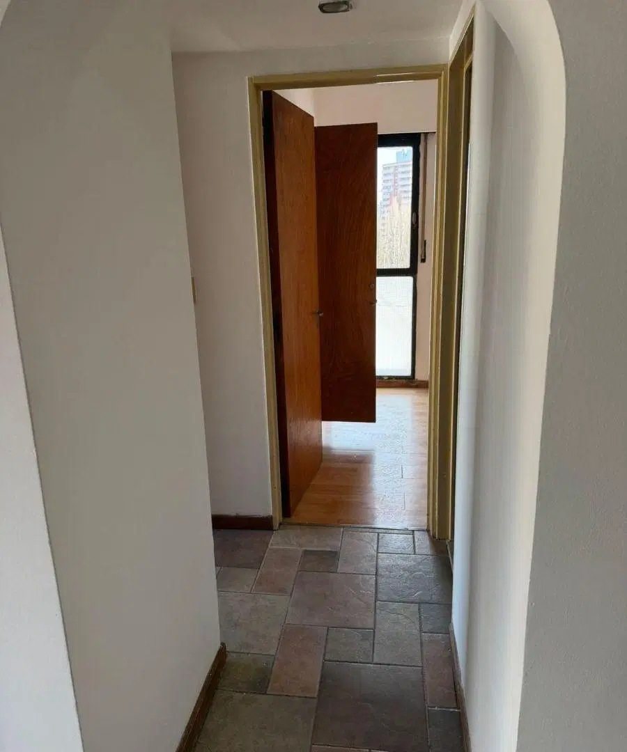 VENDE, departamento dos dormitorios con cochera 3