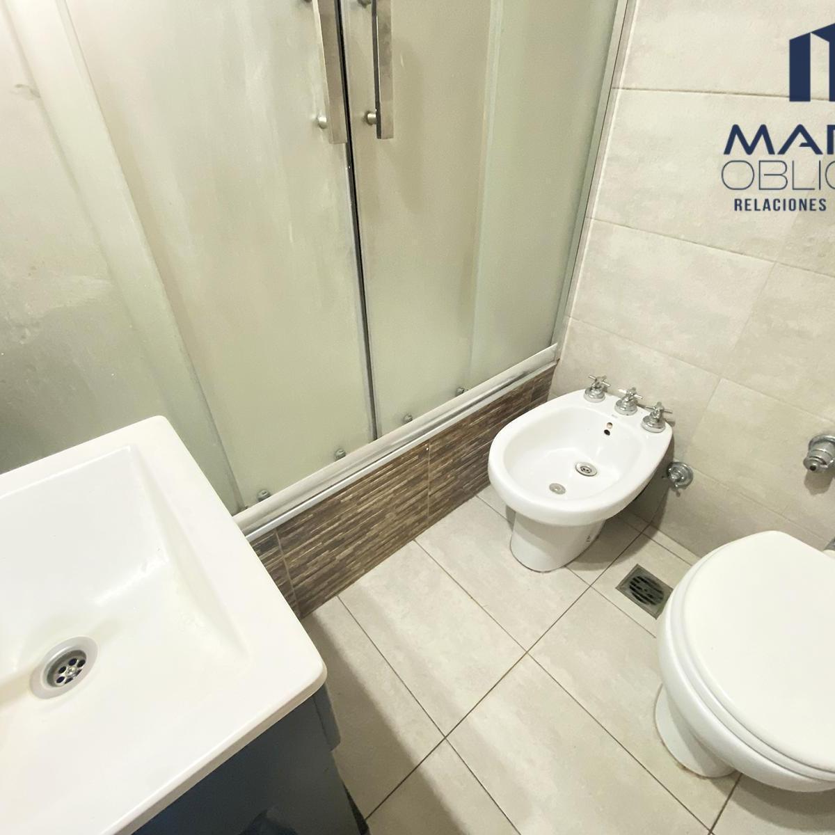 Departamento 5 Ambientes en Venta en Balvanera Terraza Propia con Parrilla 4