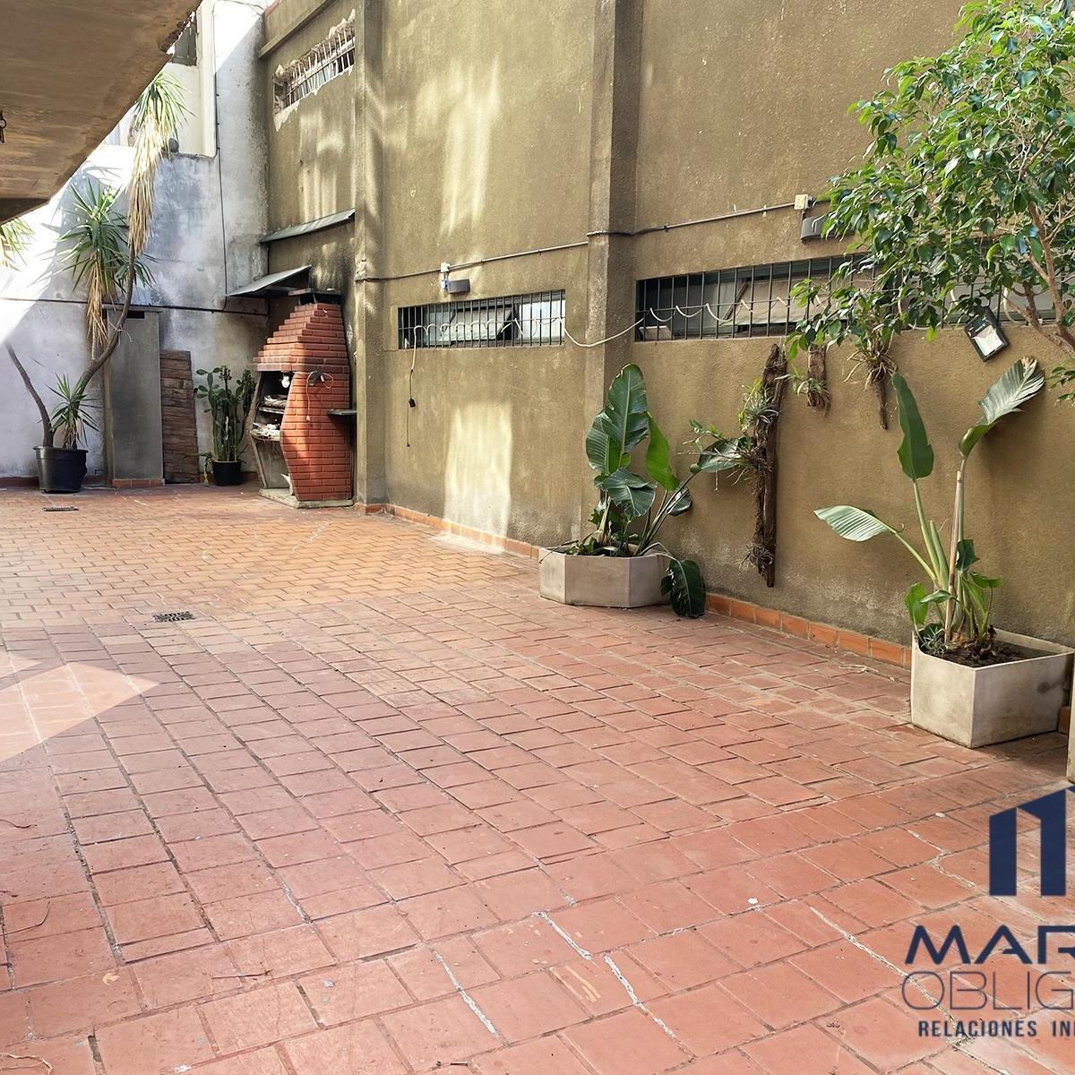 Departamento 5 Ambientes en Venta en Balvanera Terraza Propia con Parrilla 3