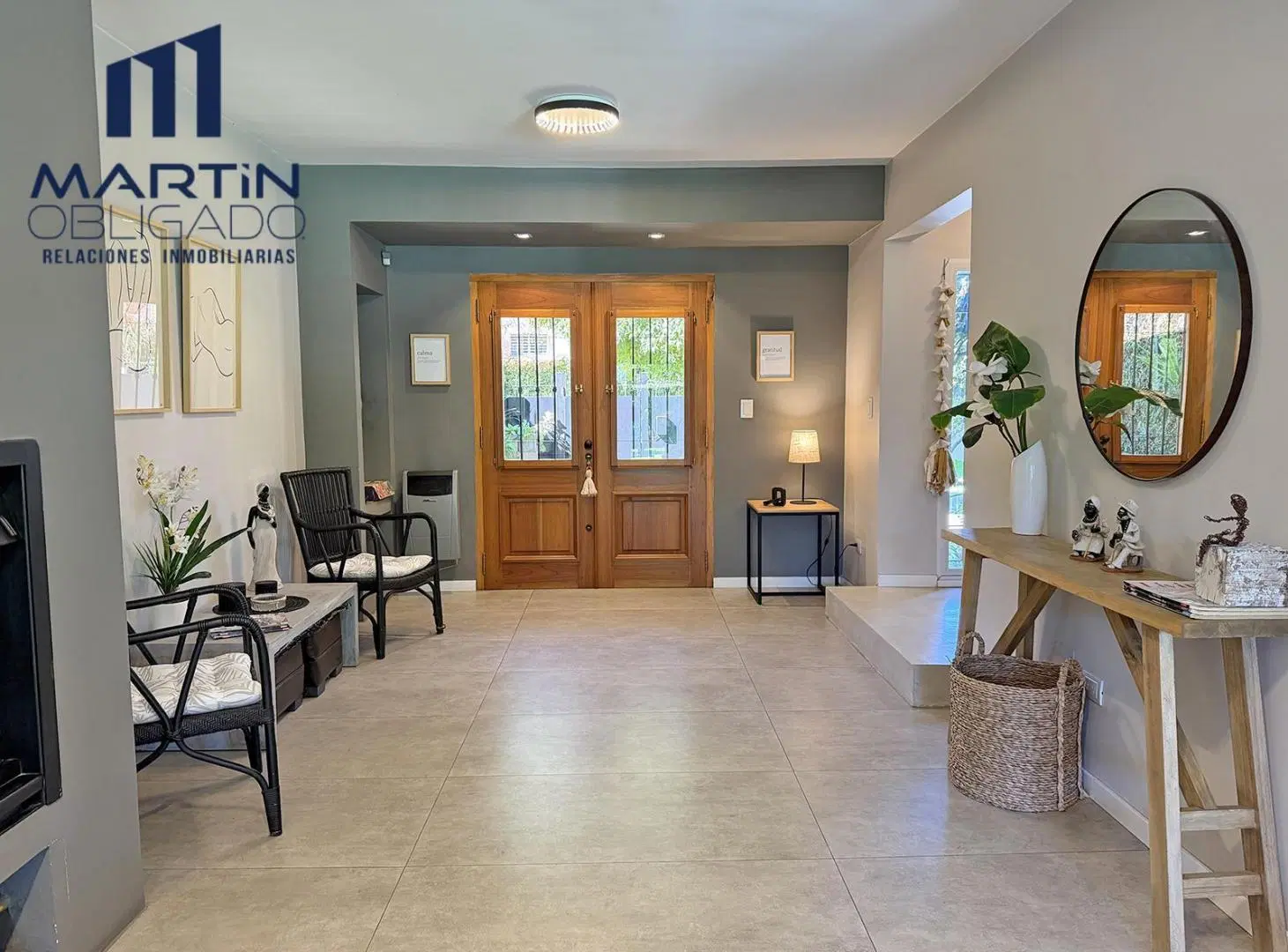 Casa Venta Bella Vista con jardín y pileta 5