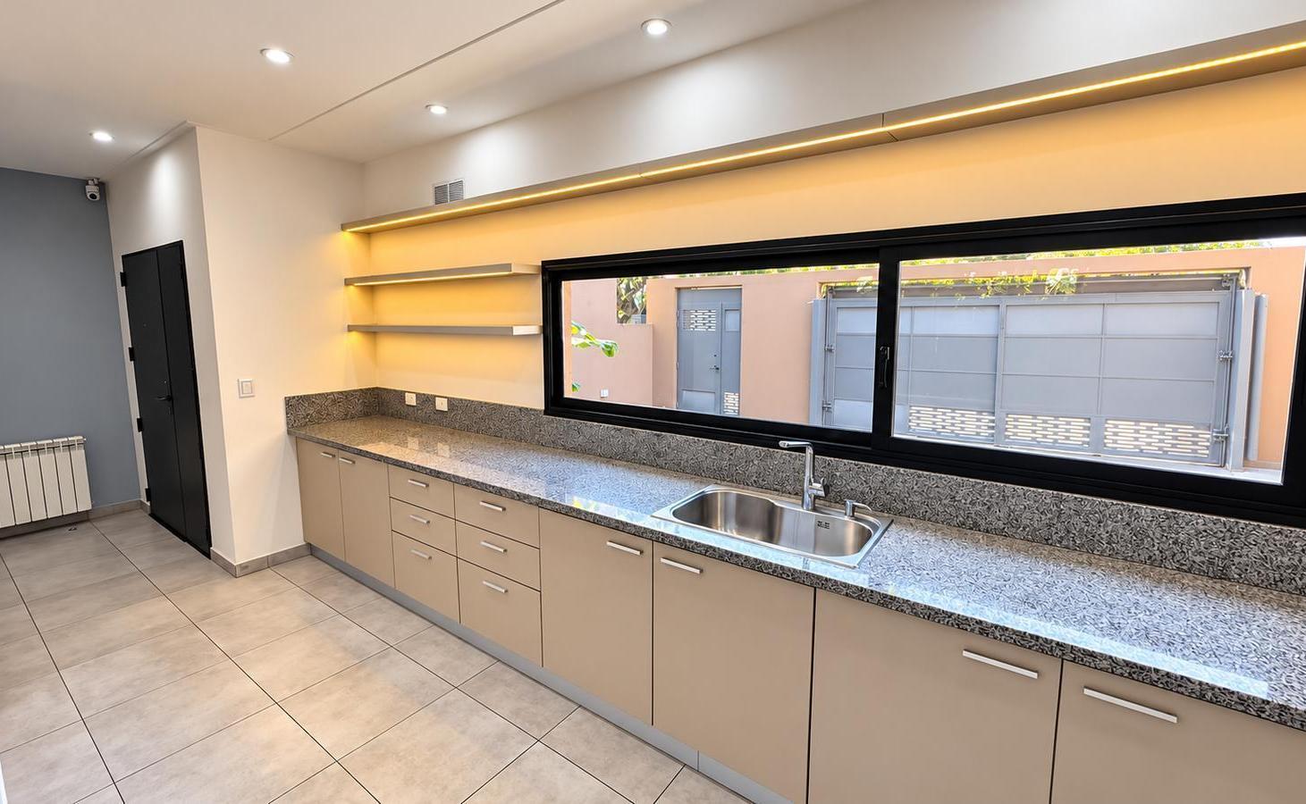 Foto de ALQUILER CASA DE CATEGORÍA | DISEÑO MODERNO | A PASOS DE ESTACIÓN BELLA, imagen 4