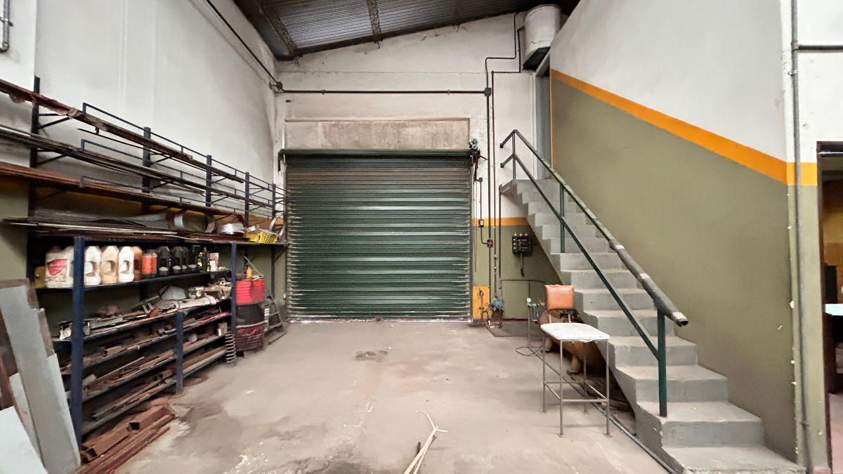 Foto de Venta Block: Depósito y Lote - 408 M2 - A pasos de Av. M. Avellaneda, imagen 3