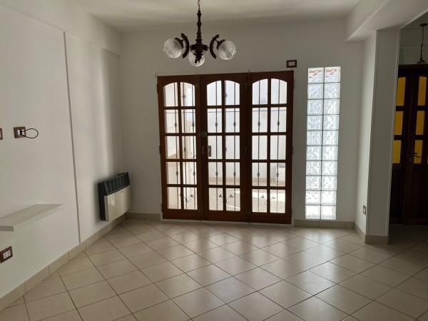 Foto de ALQUILA, Duplex dos dormitorios. Luminoso y Seguro. Mensajes a wathssApp, imagen 5