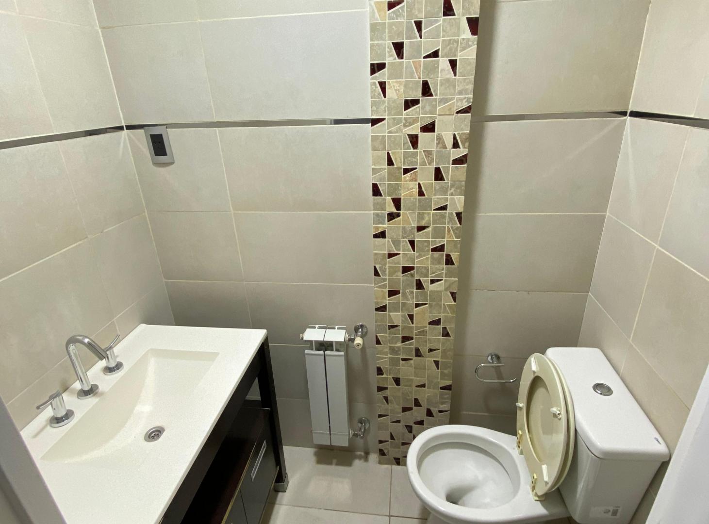 Foto de Venta de Casa en Barrio COPOL. En una sola planta., imagen 3