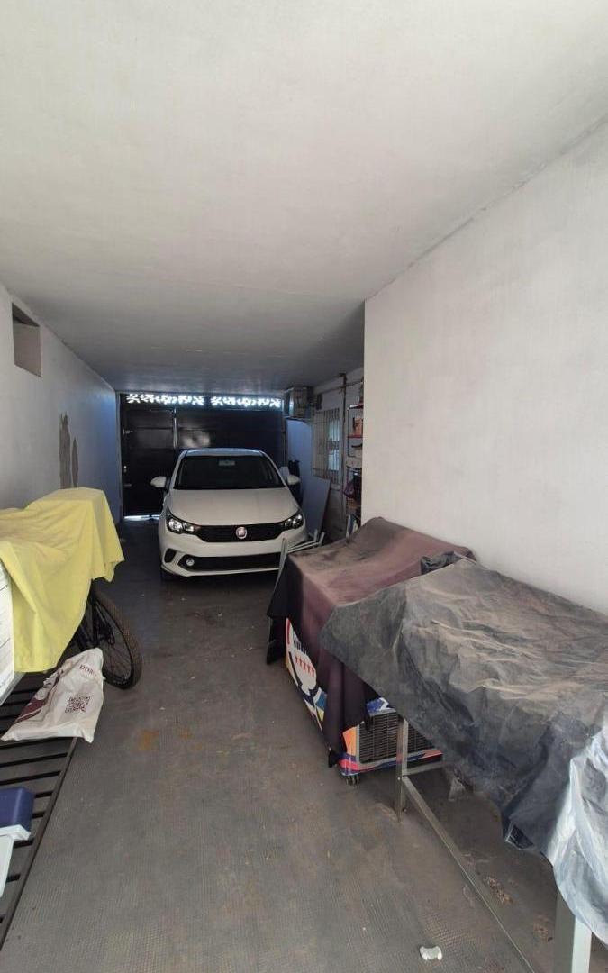 Foto de Excelente propiedad ABSOLUTAMENTE HABITABLE y con LOCALES COMERCIALES, imagen 1