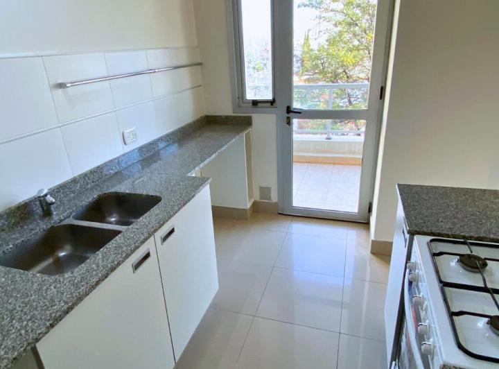 Departamento en Zona Centro 5
