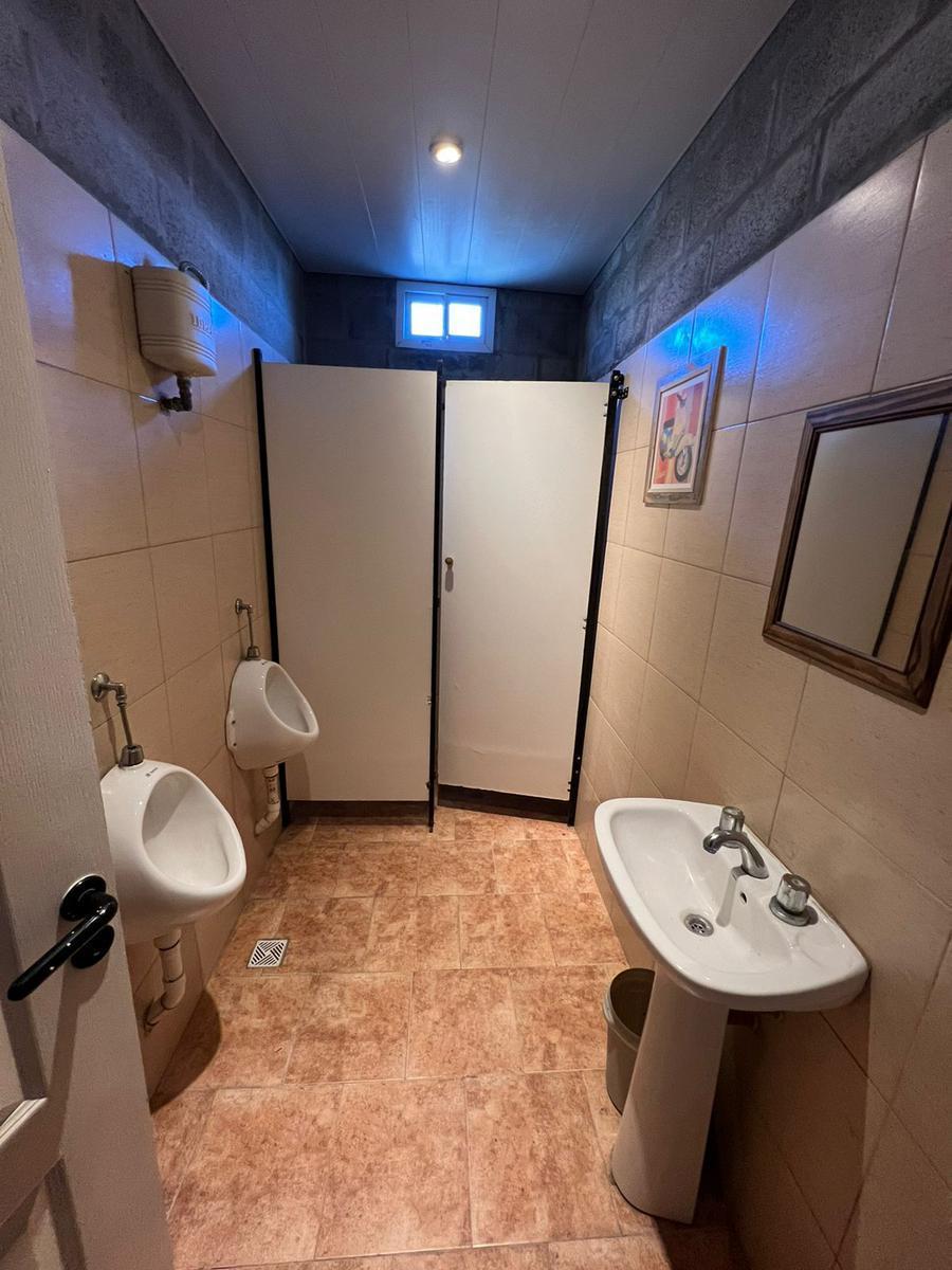 Foto de VENTA DE IMPORTATE PREDIO. SALONES DE FIESTA - CASAS, imagen 5
