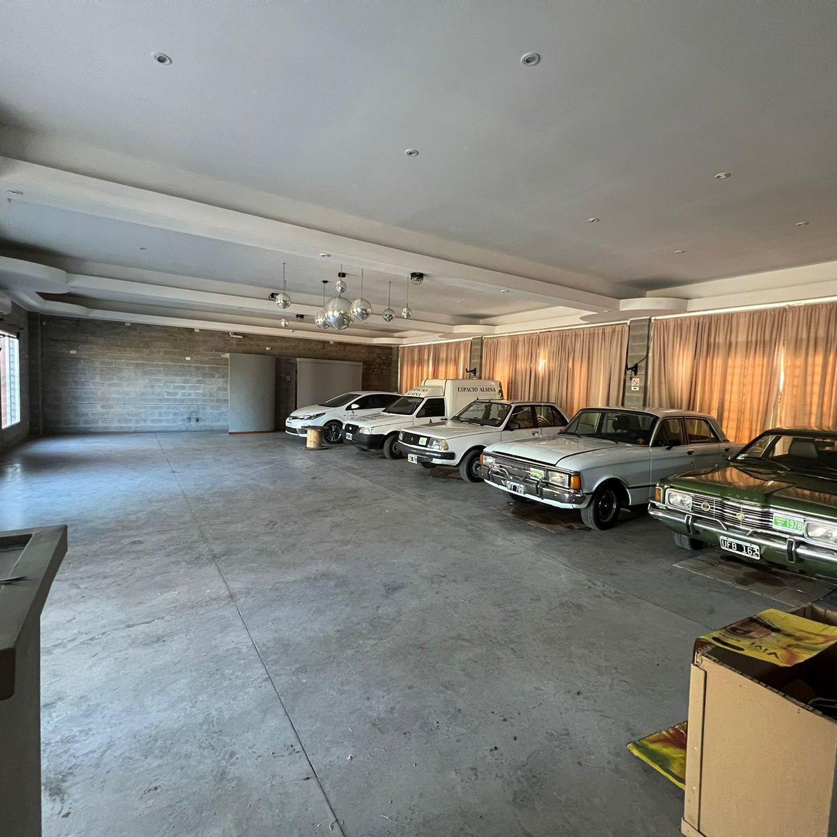 Foto de VENTA DE IMPORTATE PREDIO. SALONES DE FIESTA - CASAS, imagen 3