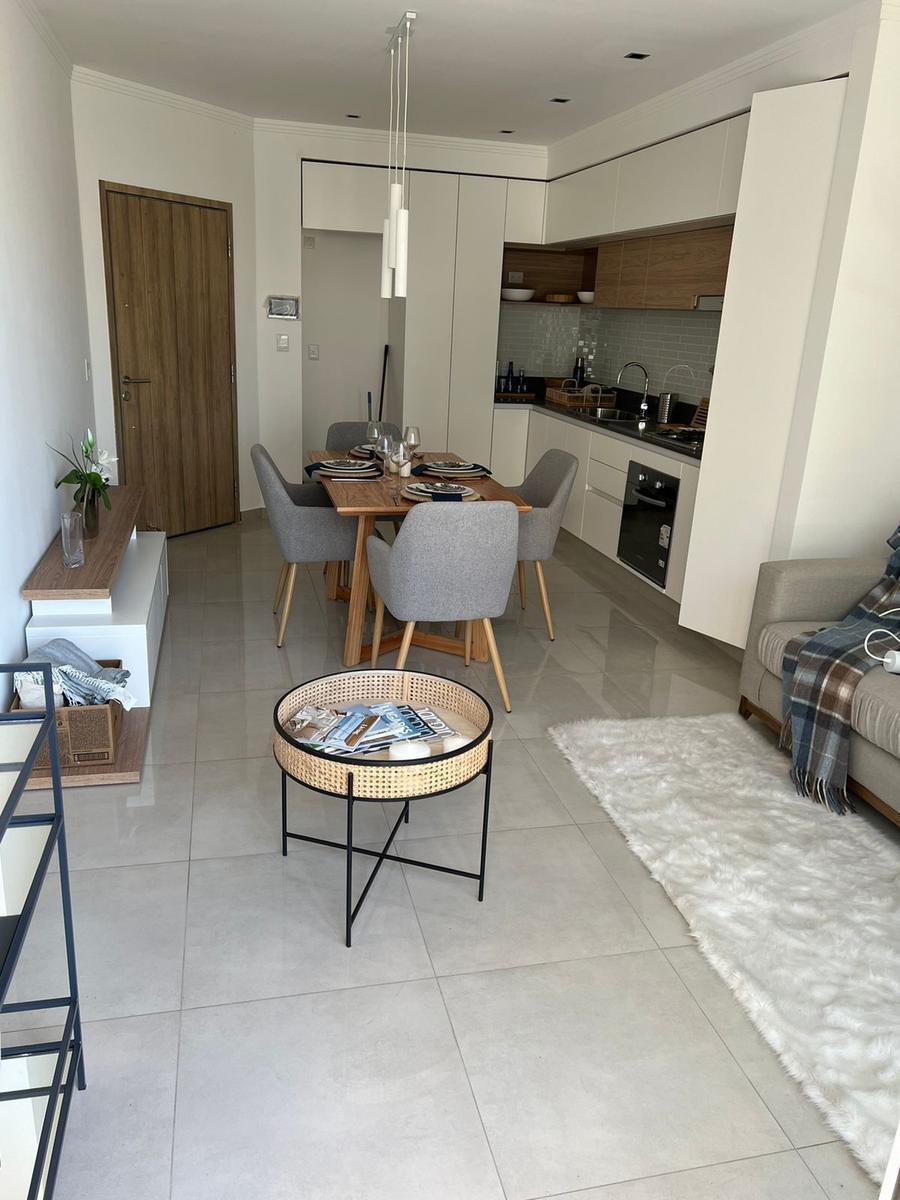 Foto de VENTA DE DEPARTAMENTOS - EDIFICIO DE CATEGORIA - CALLE SAN MARTIN, imagen 5