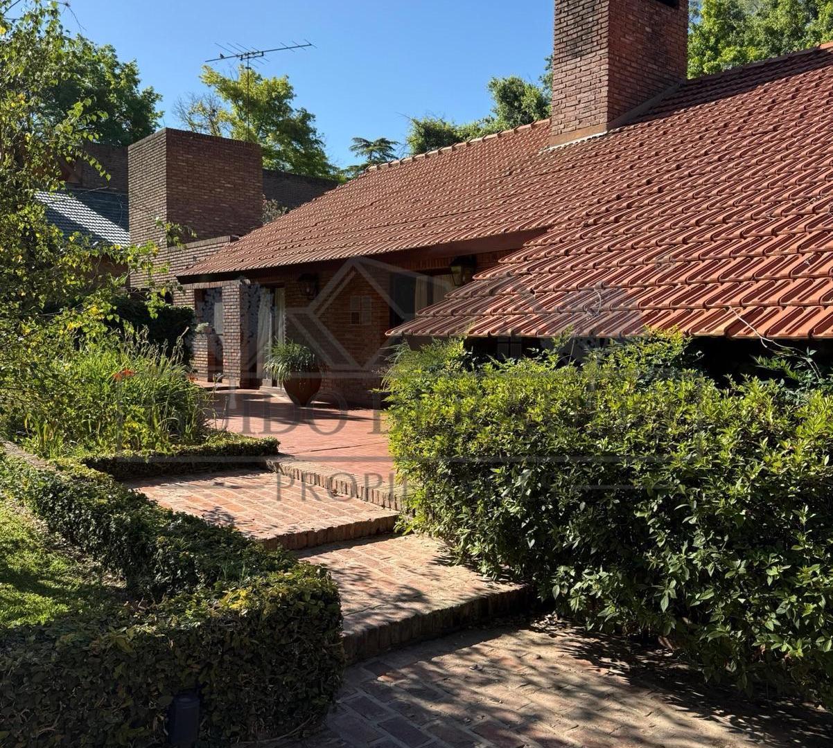 Casa en Las Praderas de Lujan