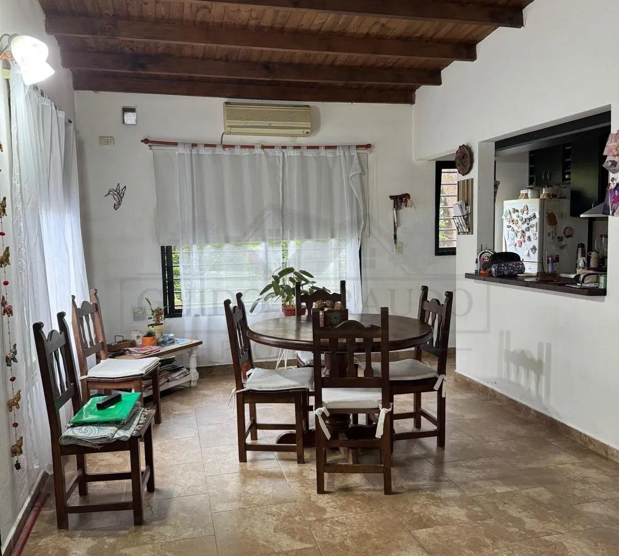 Casa en B. Lanusse, calle Entre Rios 5