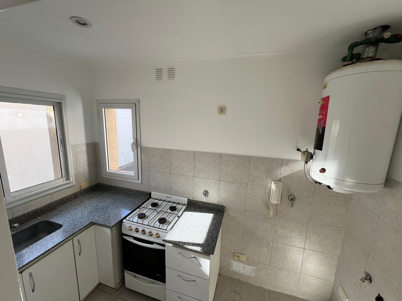 Foto de DEPARTAMENTO EN ALQUILER EN LUJAN, imagen 3