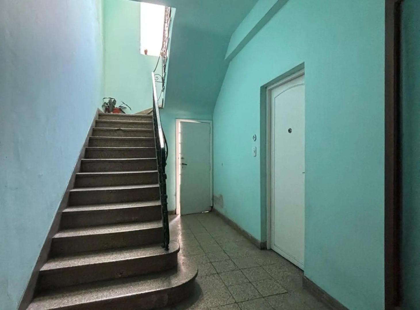 Foto de Departamento con 3 dormitorios en venta en Morón, imagen 1