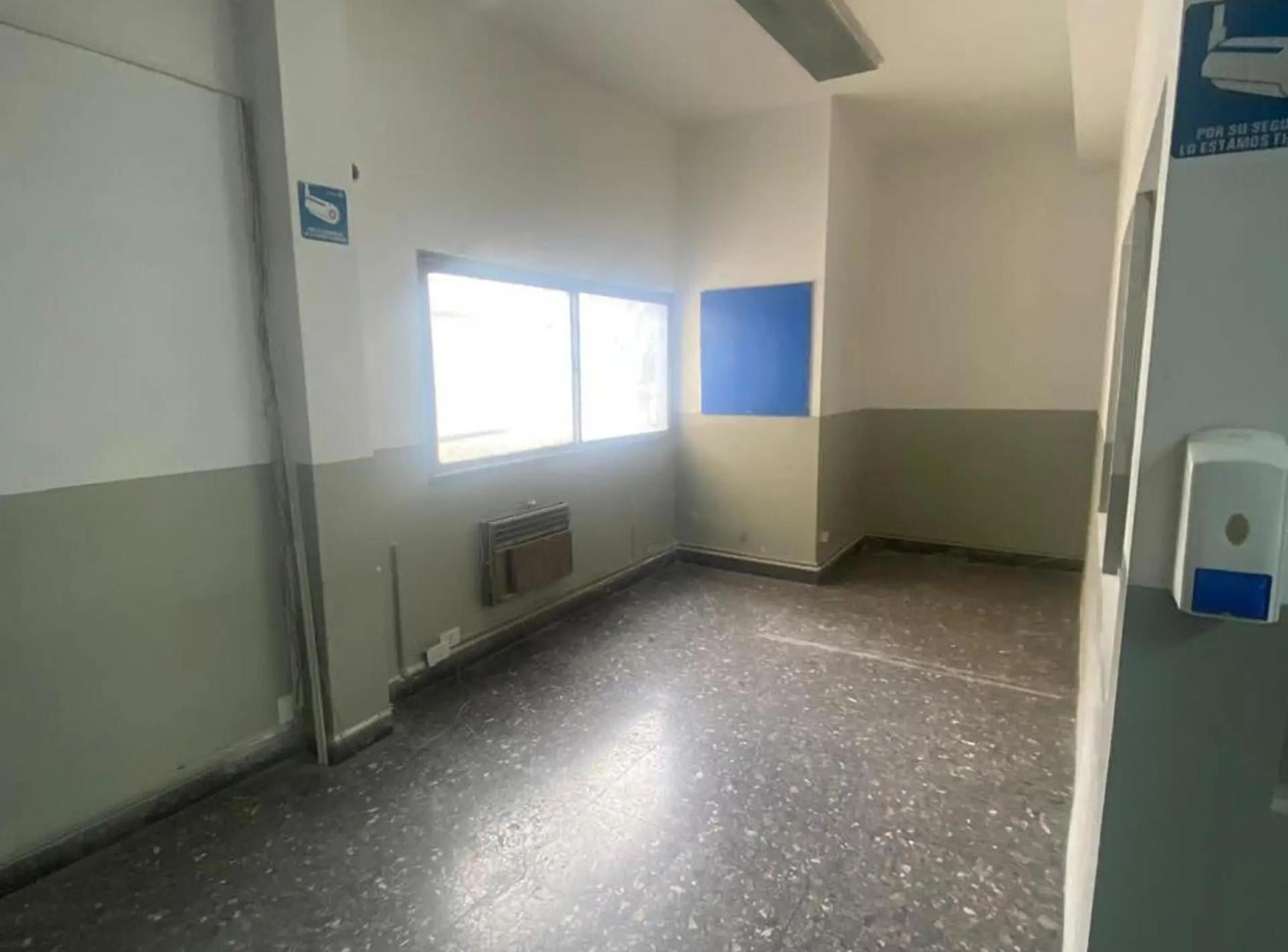 Foto de Oficina comercial en venta en Morón, imagen 1