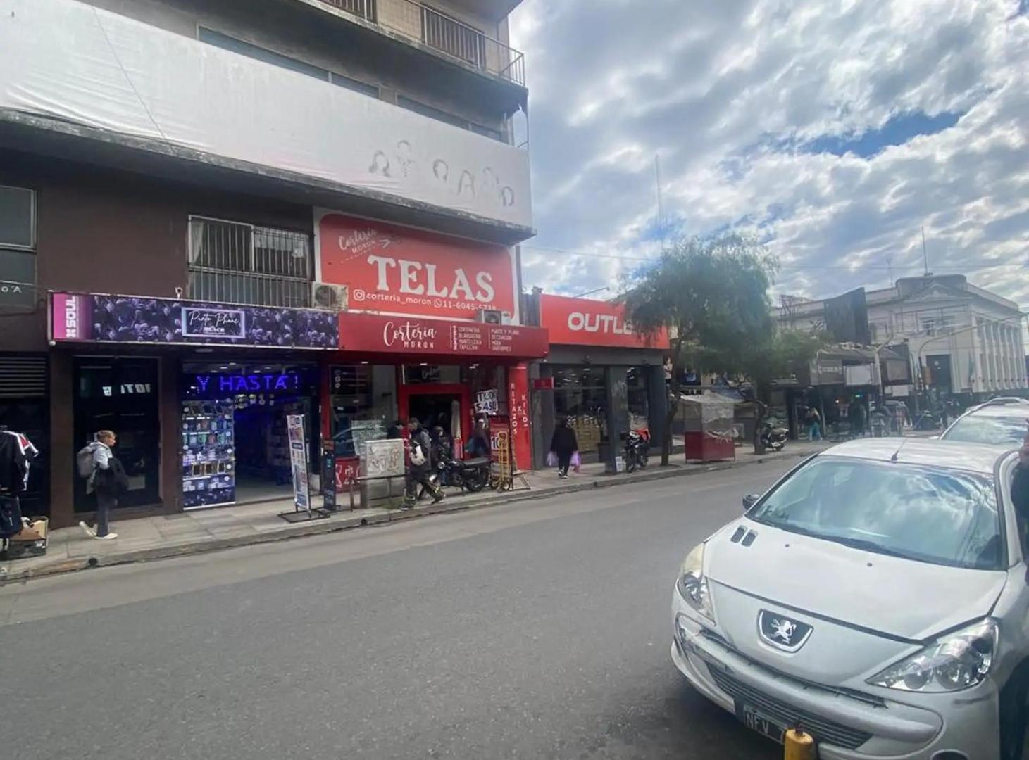 Foto de Oficina comercial en venta en Morón, imagen 3