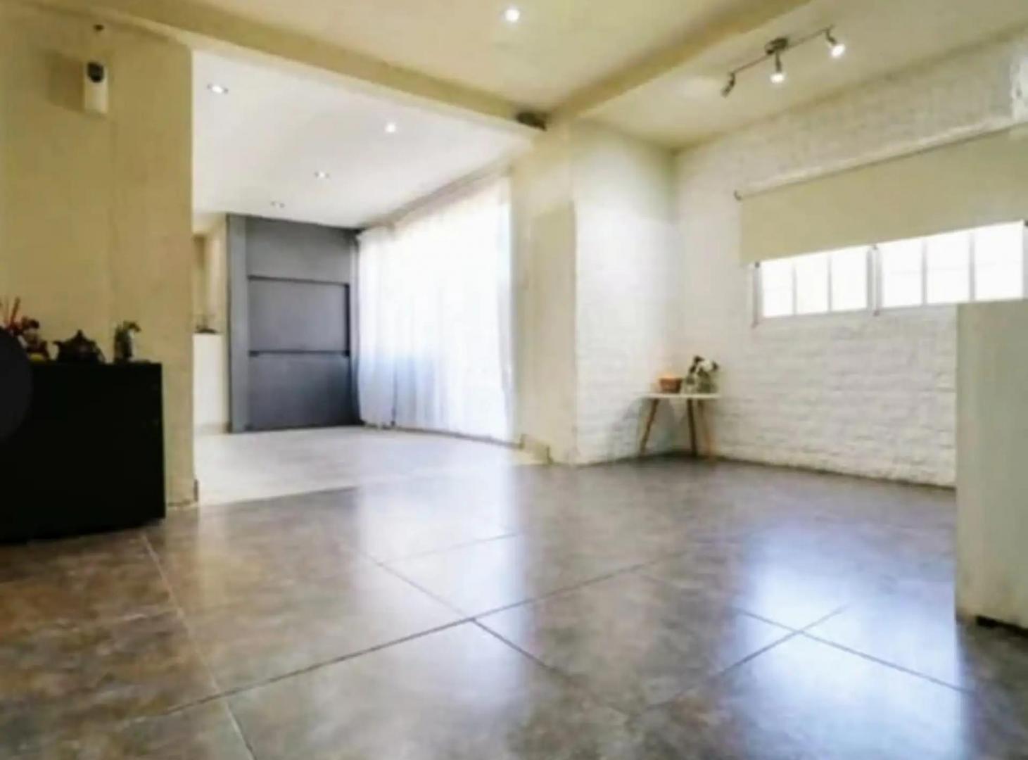 Foto de Chalet en 2 plantas con acceso dinamico, imagen 4