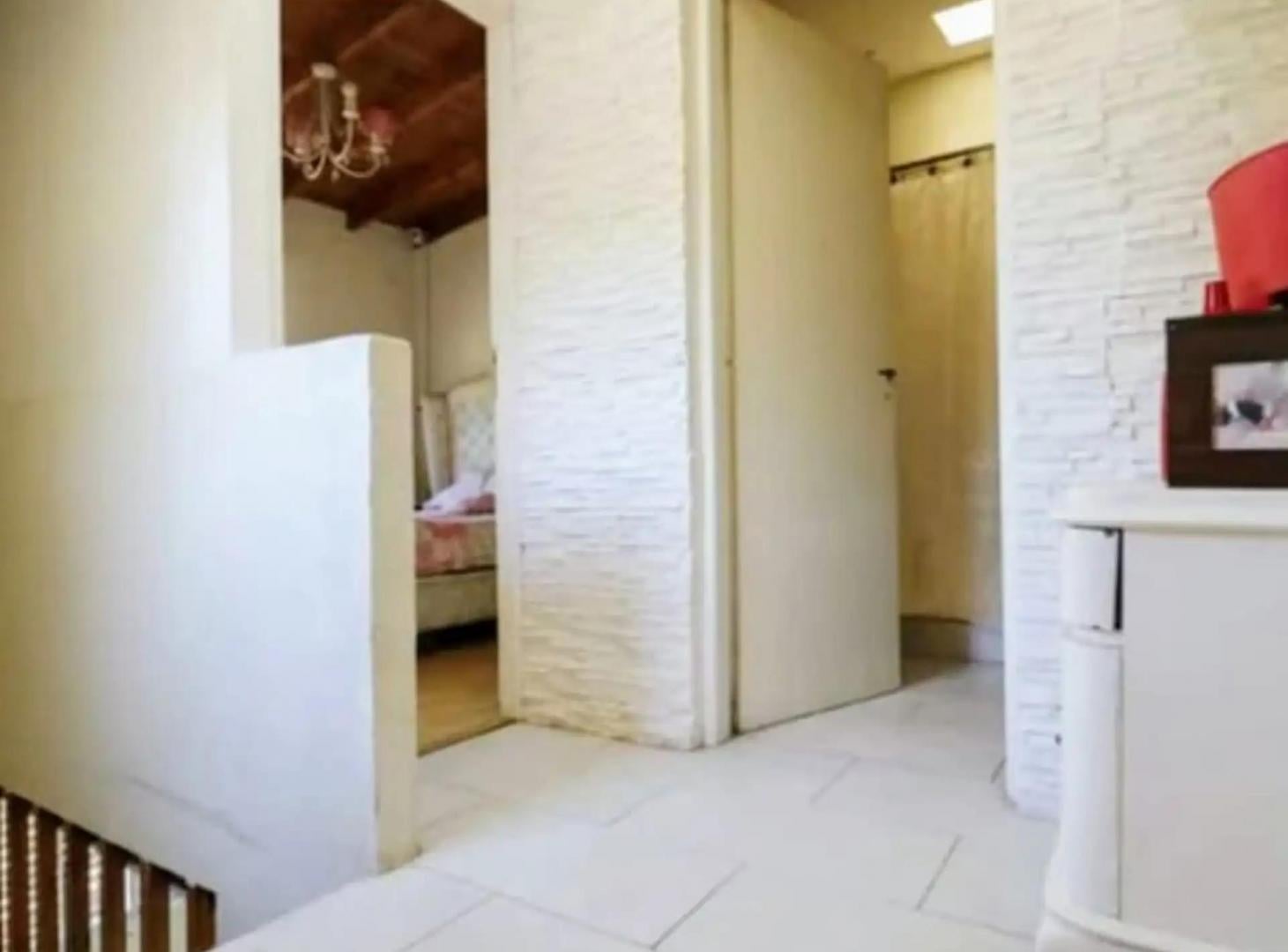 Foto de Chalet en 2 plantas con acceso dinamico, imagen 2