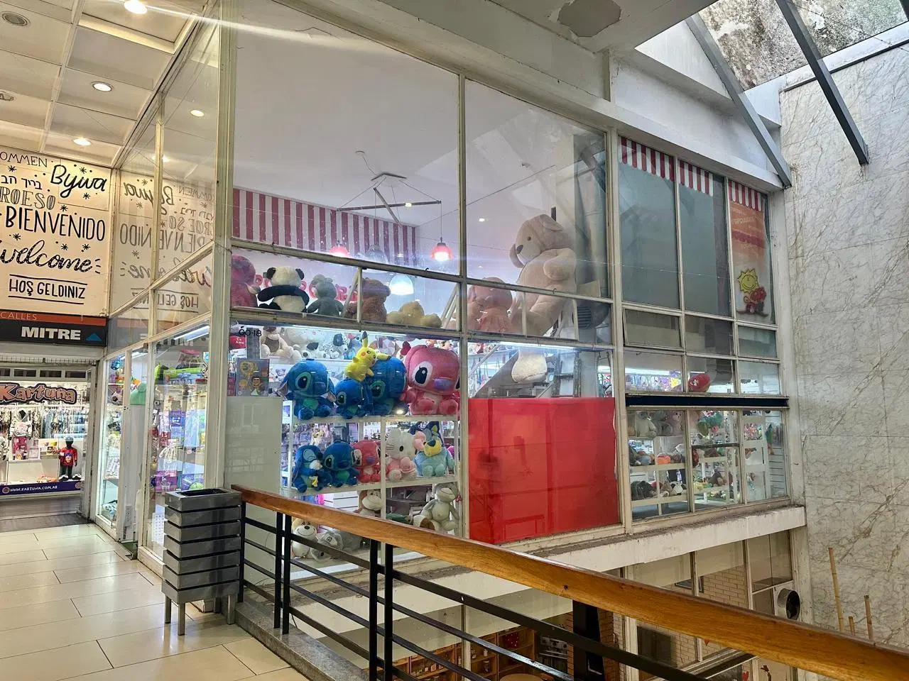 Local a la venta en Galeria La Favorita 1