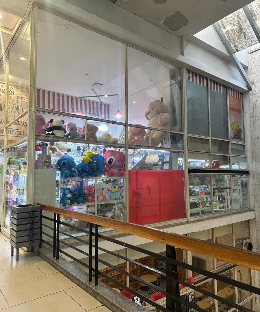 Local a la venta en Galeria La Favorita 2