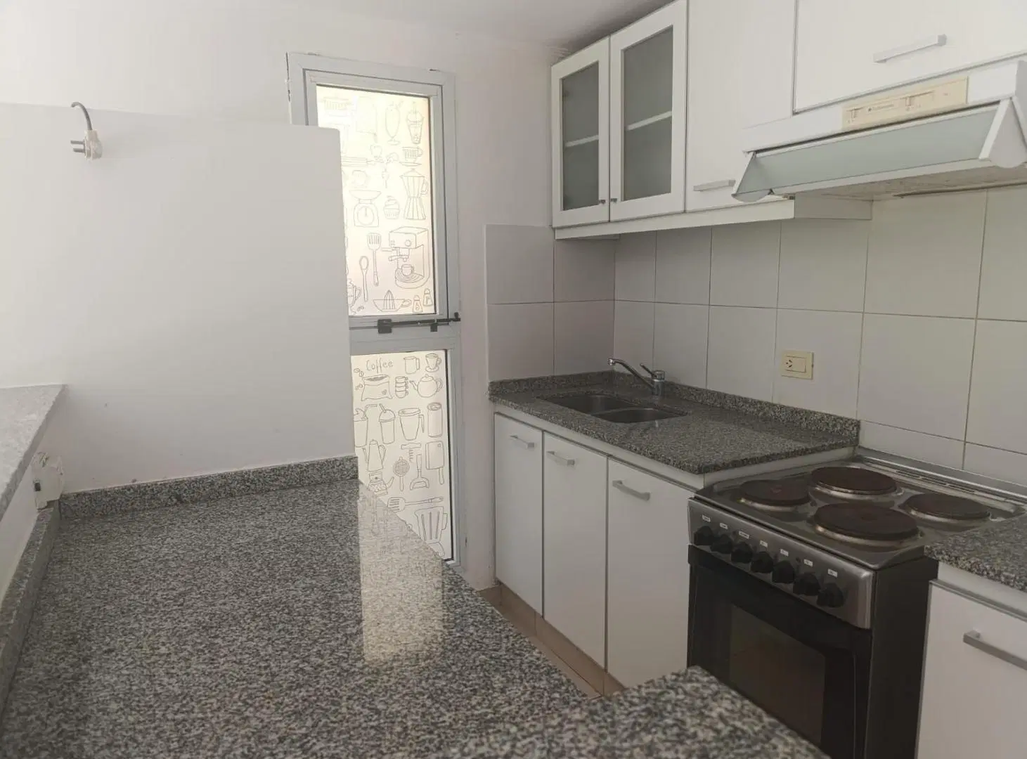 Departamento en Pueblo Esther 1