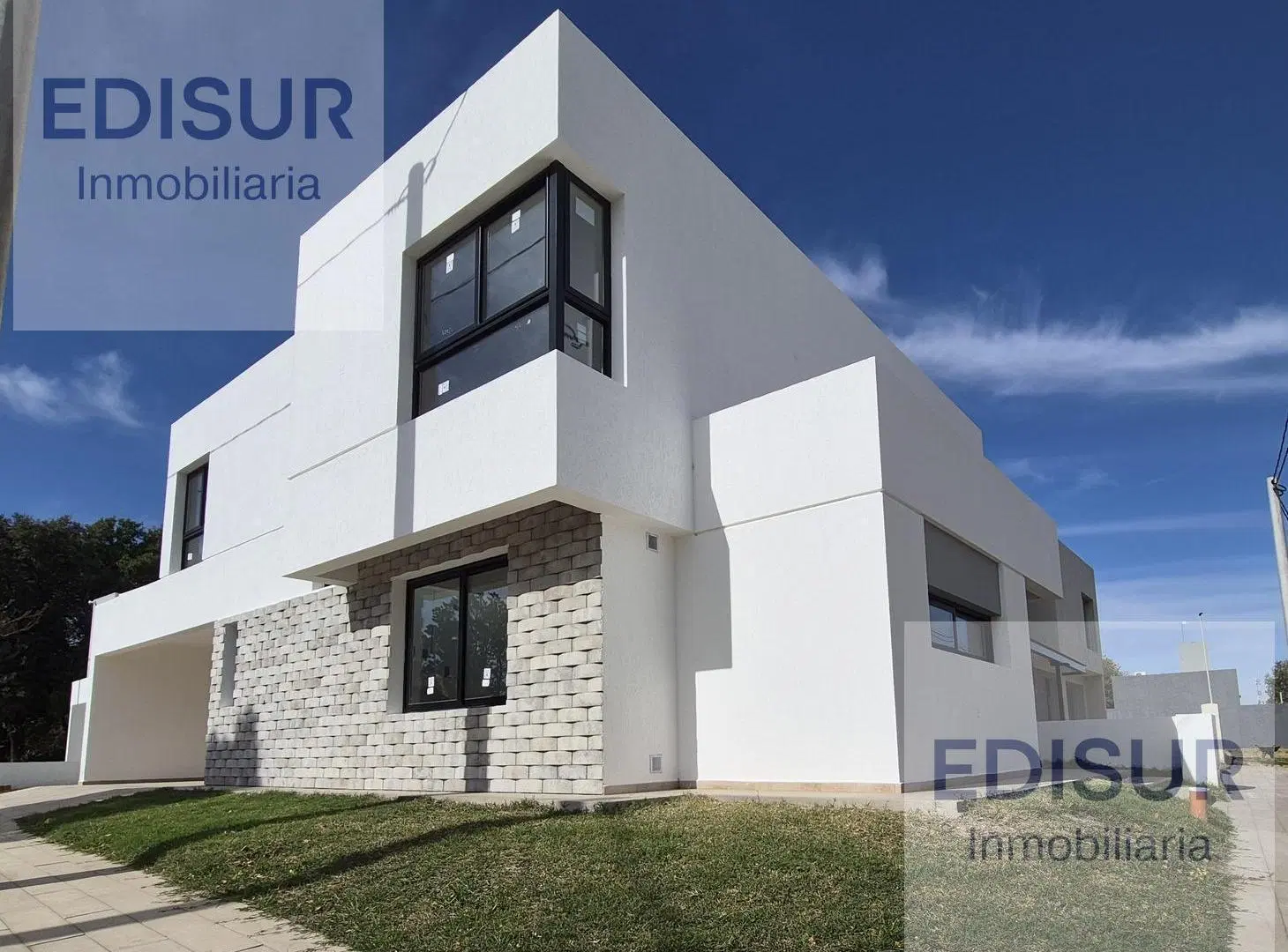 Casa en VENTA en Barrio Jardín de las Tejas 1