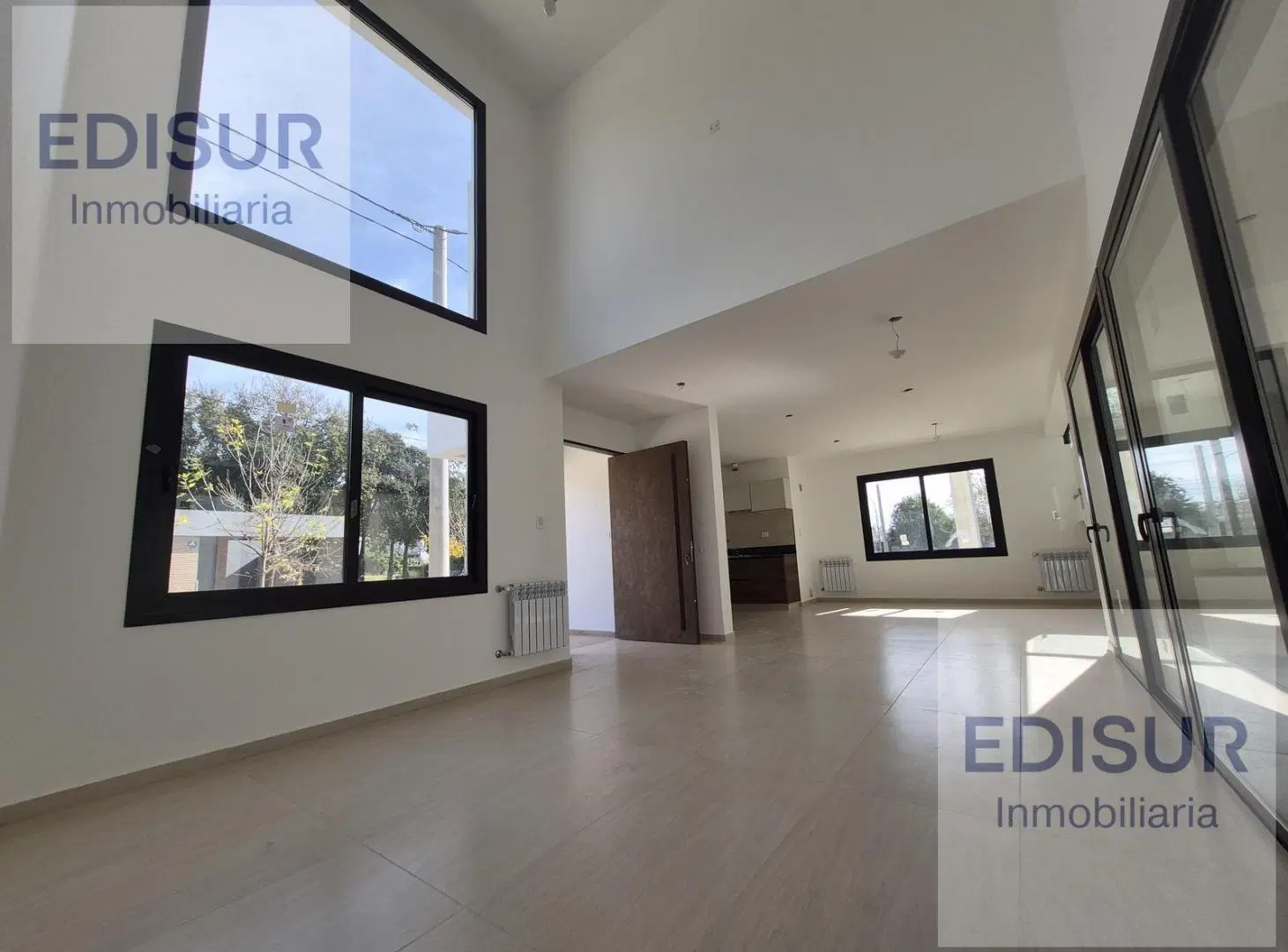 Casa en VENTA en Barrio Jardín de las Tejas 3