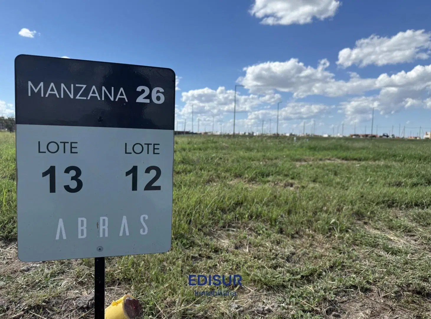 Terreno en venta en Abras de Manantiales, frente espacio verde, fondo norte 1
