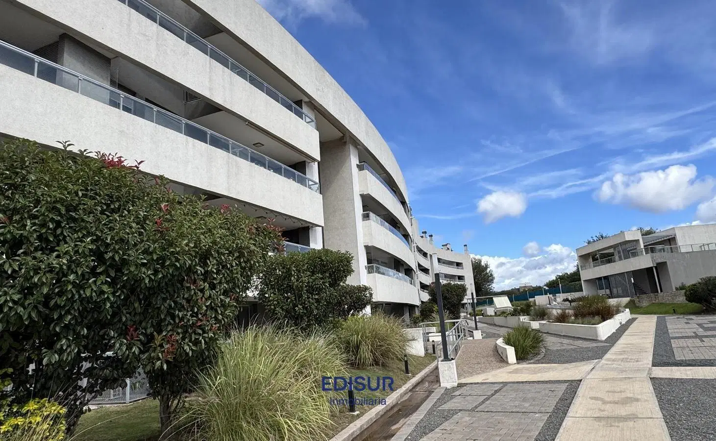 Departamento en Sureño de Manantiales 2