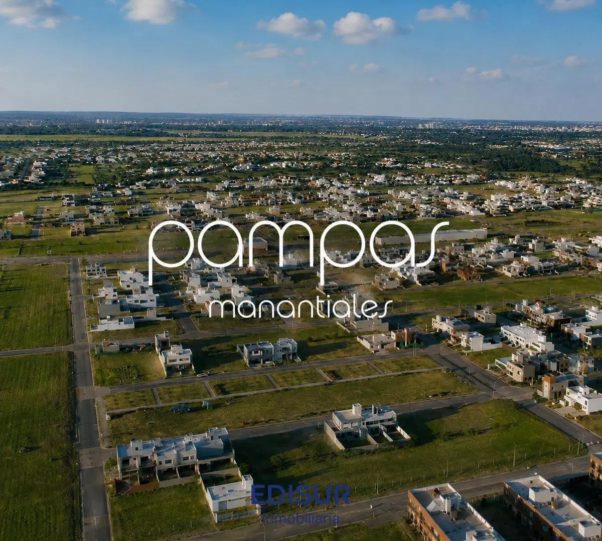 Terreno Pampas de Manantiales | Lote Central de 350 m² 3