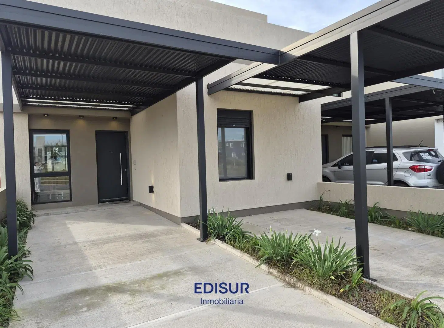 Casa en venta 4 dormitorios en Terrazas de Manantiales 3