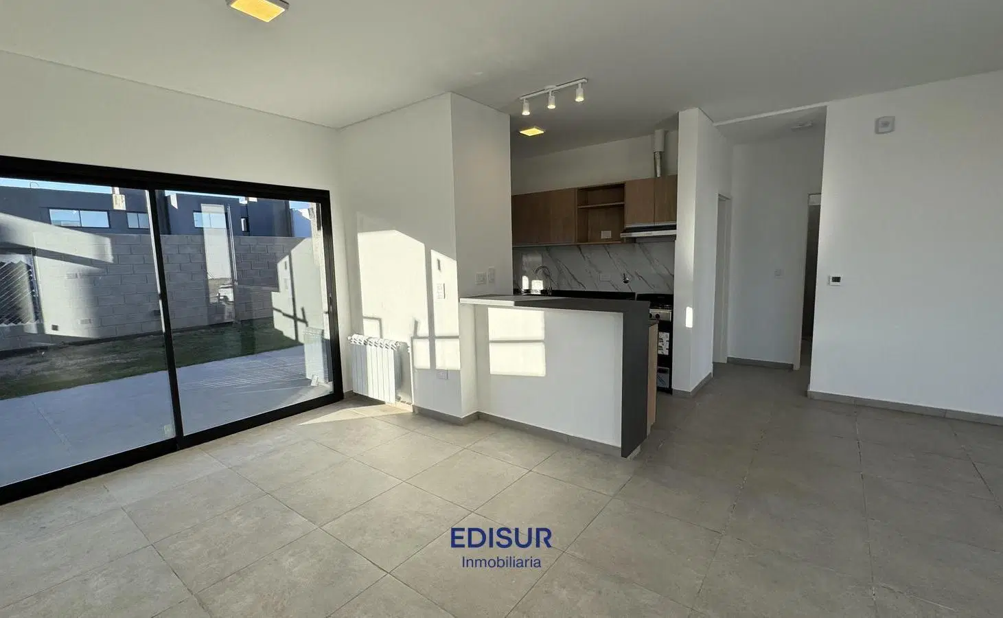 Duplex en Colinas de Manantiales 2