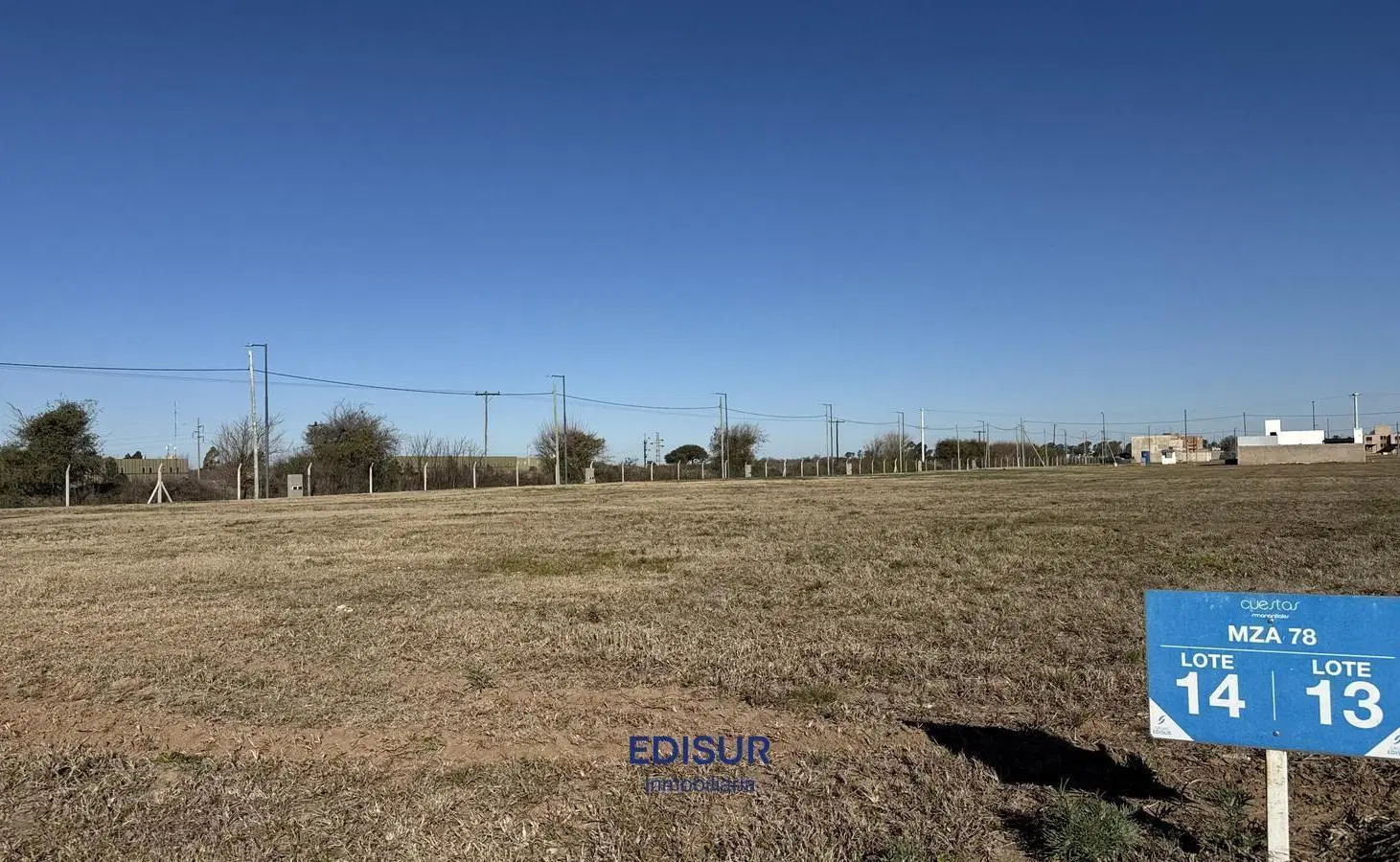 Terreno en Cuestas de Manantiales 2