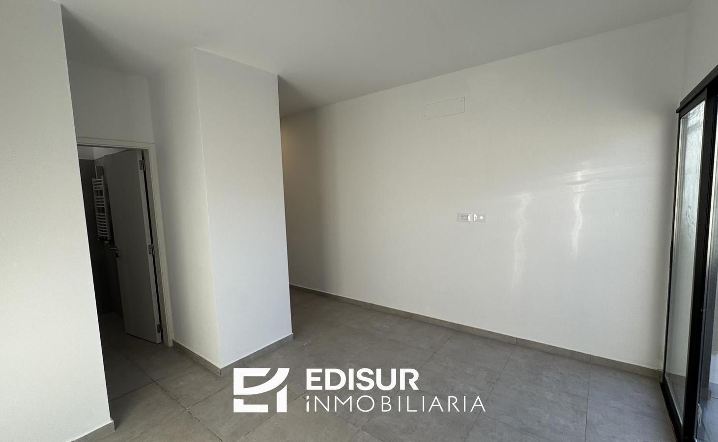 Foto de Alquiler en Solares de Manantiales Duplex 2 dorm en PB, imagen 2