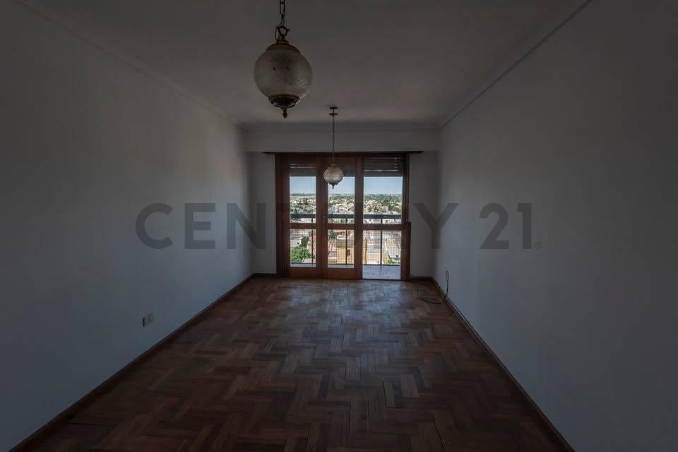 vendemos Departamento en Excelente Estado. oportunidad por Precio, Ubicacion y Calidad. 2