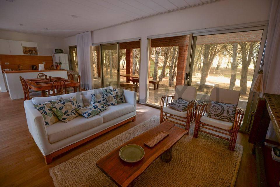Foto de Vendemos casa en el bosque de Claromecó, imagen 3