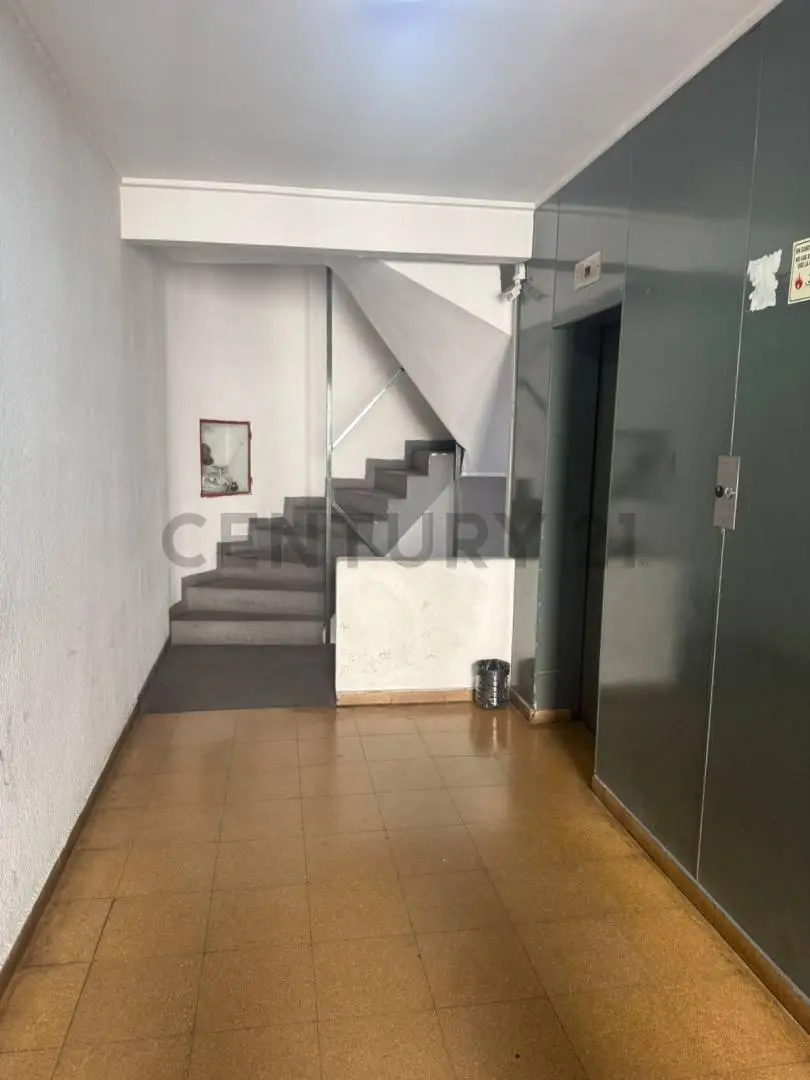 Oficina con baño privado en Galería Mayo, ciudad de La Plata 5