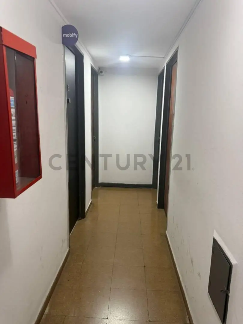 Oficina con baño privado en Galería Mayo, ciudad de La Plata 3