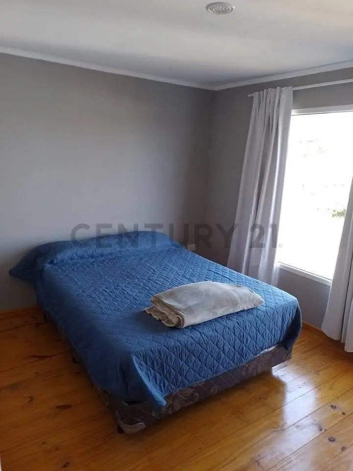 OPORTUNIDAD!!! VENDEMOS COMPLEJO DE DOS DUPLEX + CASA EN EXCELENTE ESTADO EN CLAROMECO 4