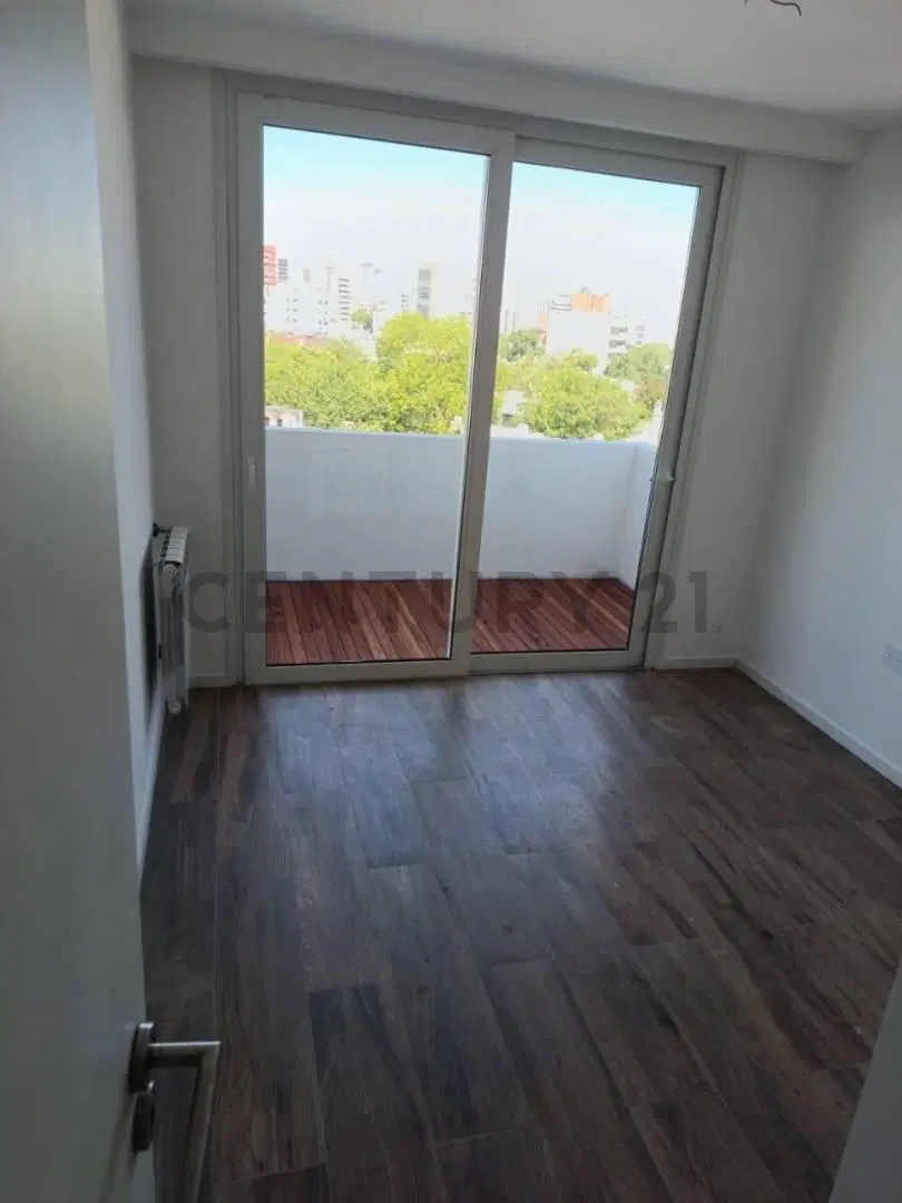Departamento a estrenar 2 dormitorios a media cuadra de Plaza Belgrano 4